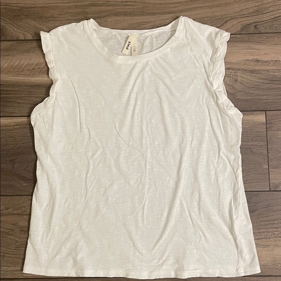 Pact White Featherweight Muscle Tank - Picture 2 of 5